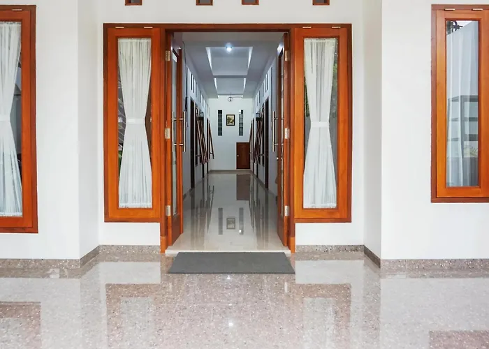 RedDoorz @ Jalan Danau Limboto