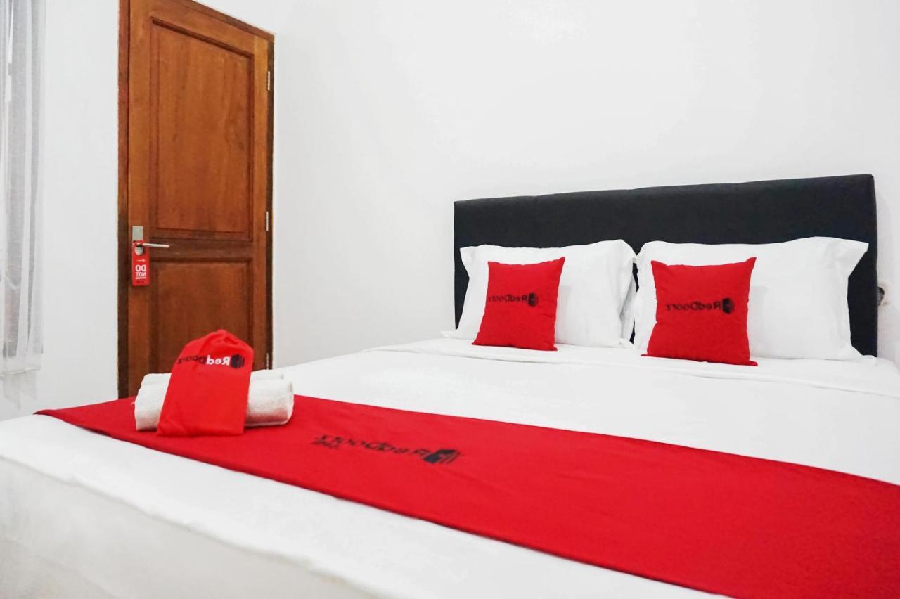 Reddoorz @ Jalan Danau Limboto